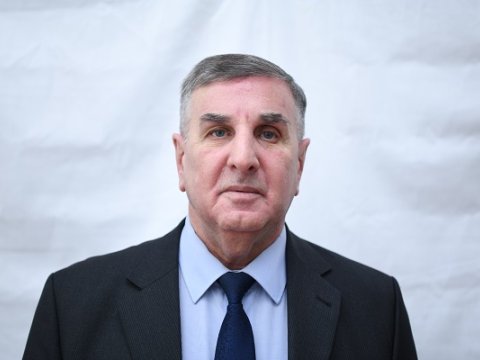 ADNSU-nun dosenti koronavirusdan vəfat etdi