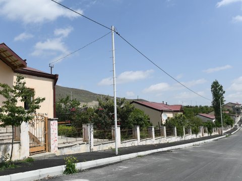 Azad olunmuş Suqovuşanda elektik enerjisi verilib - FOTO