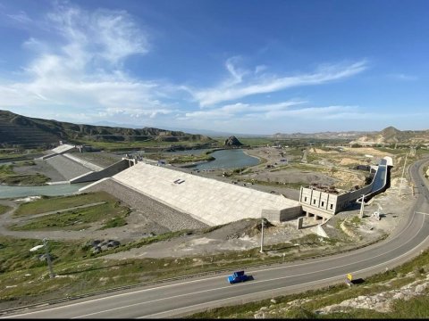 Xudafərin və Qız Qalası su anbarlarında tikinti başa çatmaq üzrədir