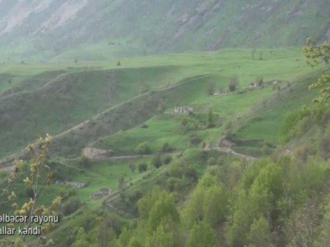 Kəlbəcərin Zallar kəndindən ən son görüntülər - VİDEO