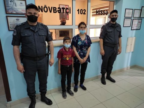Polis vətəndaşın itirdiyi pul kisəsini tapdı - FOTO