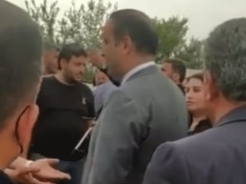 “Sakinlər deputatdan kənddən çıxıb getməsini istədilər” - İcra nümayəndəsi 