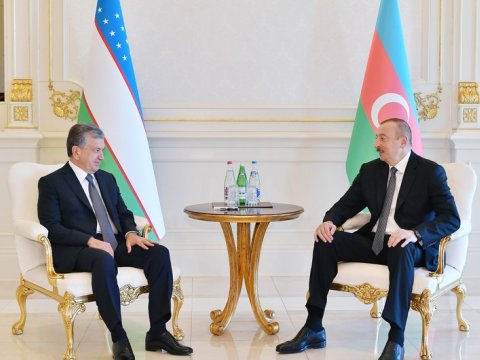 “Sizi hərtərəfli dəstəkləməyə hazırıq” - Özbəkistan Prezidenti