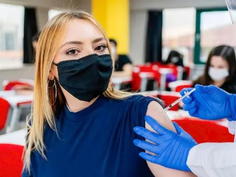 Ölkəmizdə vaksin vurduranların sayı 2 milyonu ÖTDÜ