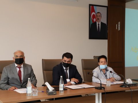 Neftçalada Ağsaqqallar Şurası hesabata toplaşdı