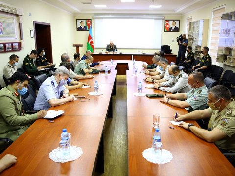 Hərbi attaşelərə Ermənistanın sərhədindəki təxribatı barədə məlumat verildi
