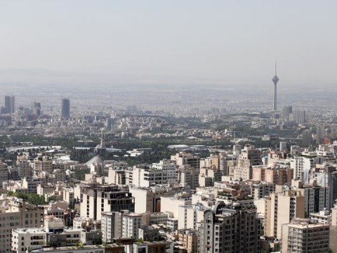 Ruhani Mərkəzi Bankın sədrini vəzifəsindən azad etdi