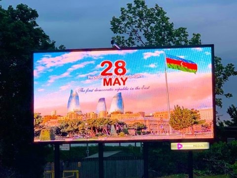 Londonda Azərbaycanla bağlı lövhələr quraşdırıldı - FOTO