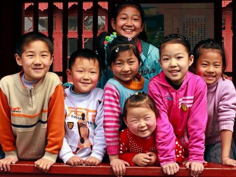 Çində 3-cü uşağın doğuşuna İCAZƏ VERİLDİ