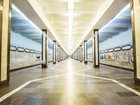Metroda 5 yaşlı uşaq tapıldı