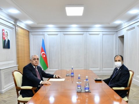 Əli Əsədov Türkiyənin Azərbaycandakı səfiri ilə görüşdü