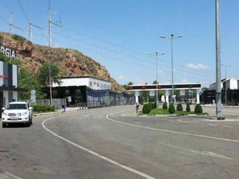 Gürcüstan Azərbaycanla quru sərhədlərini açdı