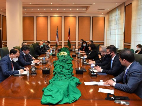 Sahibə Qafarova Özbəkistan parlamentinin spikeri ilə görüşüb - FOTOLAR