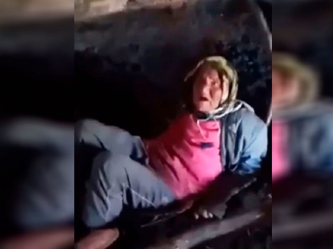 Gədəbəydə Səkinə nənəni tövlədə bağlayan qohumuna cinayət işi açıldı 