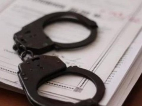 Gədəbəydə qadını tövlədə saxlayan şəxsə cinayət işi AÇILIB