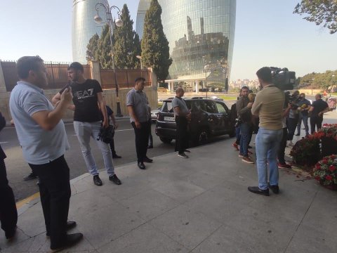 Şəhid olan jurnalistlərə anım guşəsi YARADILDI - VİDEO