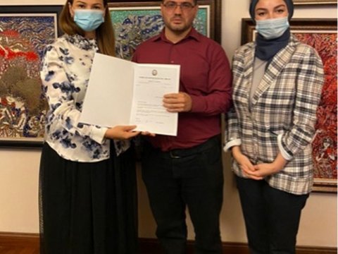 Qənirə Paşayeva “İlin Gənc Müəllimi-2021” yarışmasının qalibləri ilə görüşüb - FOTOLAR