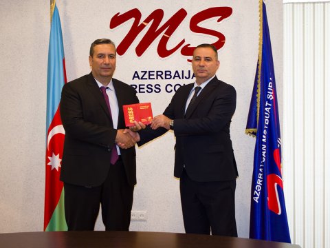 Bir qrup jurnalistə “Beynəlxalq media vəsiqəsi” verildi