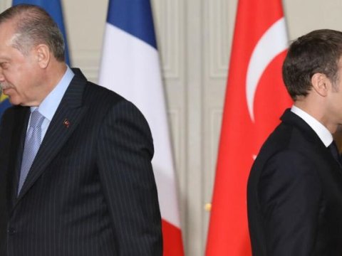 Makron: “Ərdoğanla uzun müddət təkbətək...”