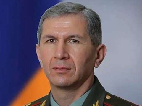 Ermənistanın eks-Baş Qərargah rəisi Koçaryanı DƏSTƏKLƏDİ