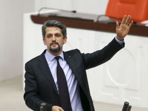 Türkiyəli deputat Paşinyanı təbrik etdi