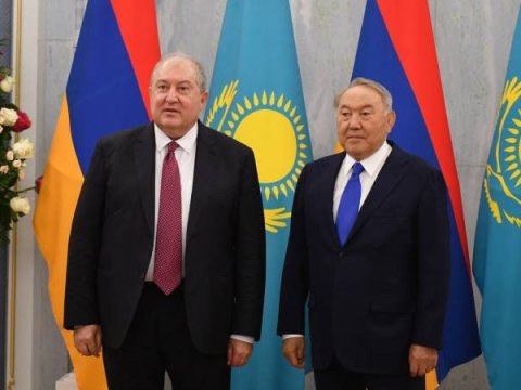 Nazarbayev Sarkisyanı təbrik etdi, Paşinyanı isə yox...