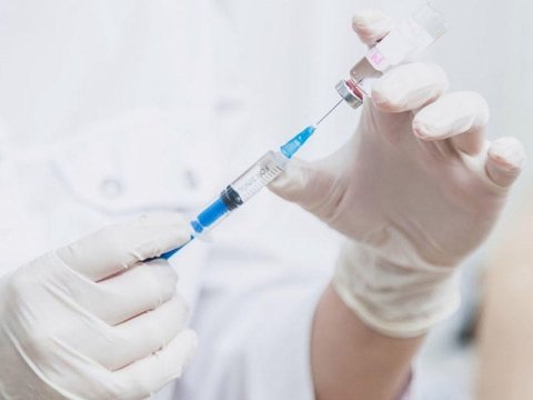 Azərbaycanda son sutkada rekord sayda peyvənd VURULDU