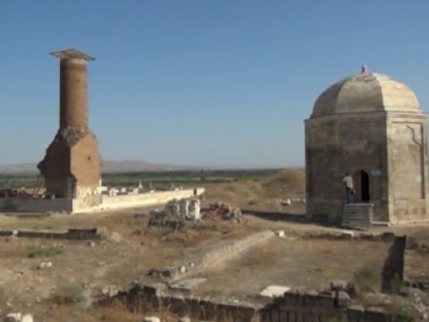 İşğaldan azad olunmuş ərazilərə keçmək istəyənlər SAXLANILDI