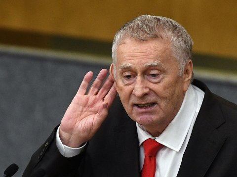 Jirinovskinin oğlu SİYASƏTDƏN GEDİR