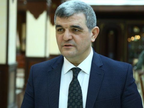 Fazil Mustafa bu qanuna dəyişikliyi absurd HESAB ETDİ 