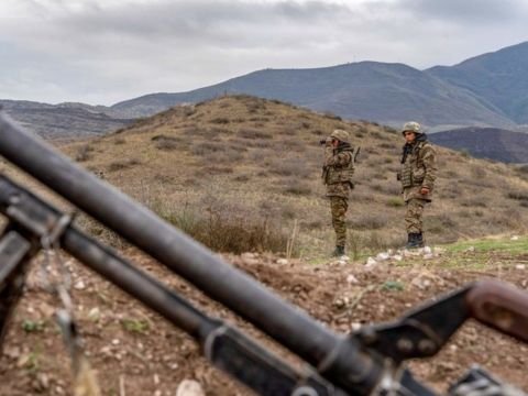 Ermənistanın niyyəti Azərbaycanla sərhədə rus hərbçilərini gətirməkdir - Eks-nazir