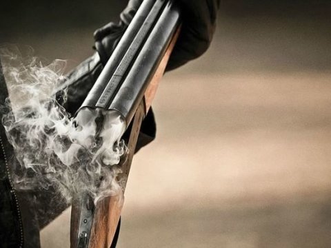 Əvvəl arvadını, sonra özünü GÜLLƏLƏDİ