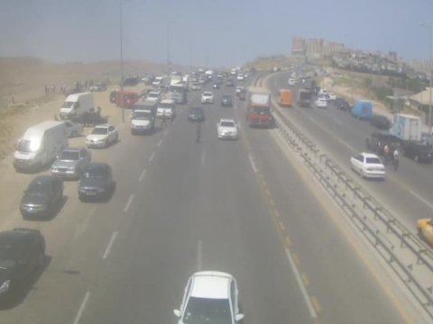 Bakı Dairəvi yolda qəza tıxaca səbəb oldu 