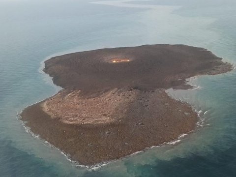 İşçi qrup Daşlı adasındakı palçıq vulkanına hələ yaxınlaşa bilməyib  