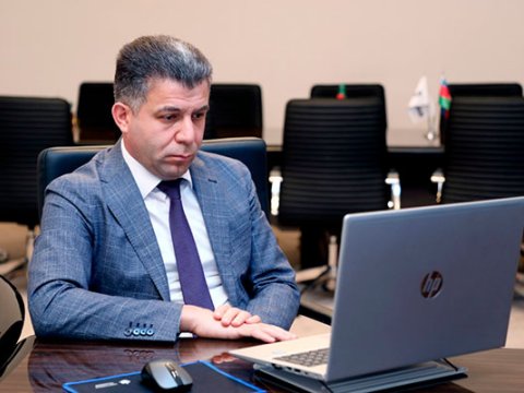 “Azəriqaz”ın baş direktoru müraciət edən vətəndaşlara özü zəng edir