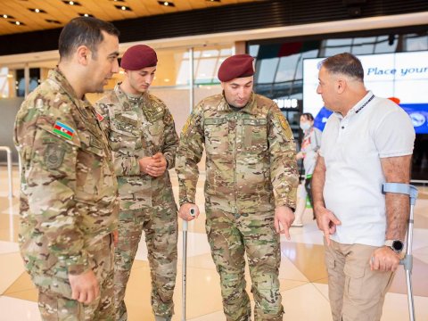 Ağır yaralanmış 8 qazimiz Türkiyəyə göndərildi