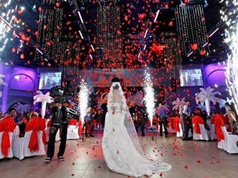 300-dən çox şadlıq sarayında yoxlama... 