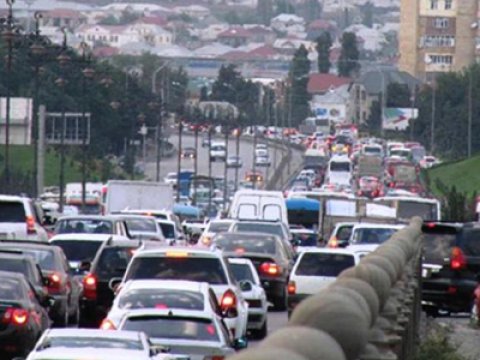 Bakının bu yollarında tıxac var - SİYAHI