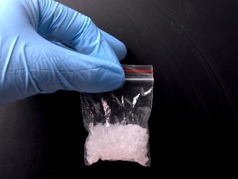 Məktəblilərlə bağlı həyəcan təbili: “Patı” bədəni çürüdür 