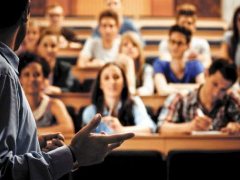 Tələbələrdən COVID-19 pasportu tələb olunacaq