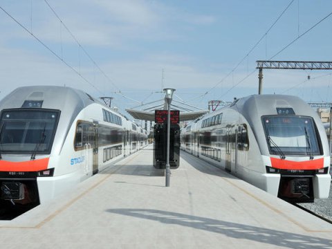 Bakı-Sumqayıt qatarında problem yarandı