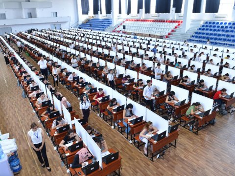 Narazı namizədlər təkrar imtahan verəcək