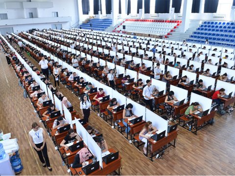 Müəllim olmaq istəyən 3 min namizəd NARAZIDIR
