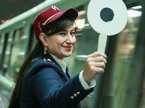 Metroda qatarların hərəkəti bərpa olundu