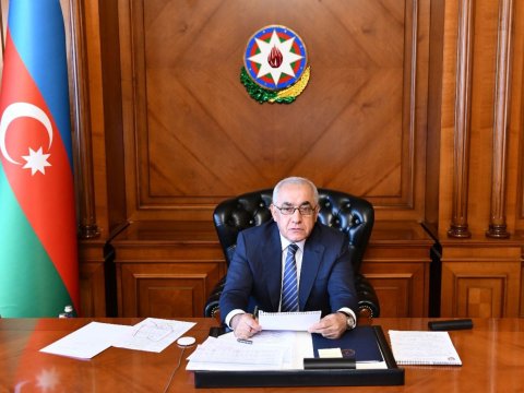 Baş nazir dövlət qurumlarının rəhbərlərinə göstəriş verdi