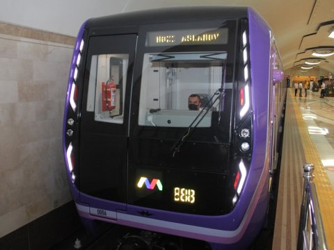 Yeni qatarlar bu gün xəttə BURAXILDI