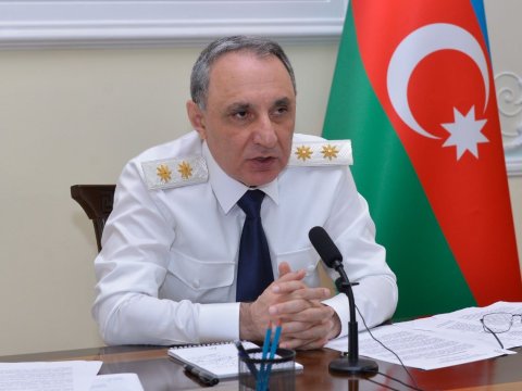 Kamran Əliyev deputatın polisi döyməsindən danışdı - VİDEO