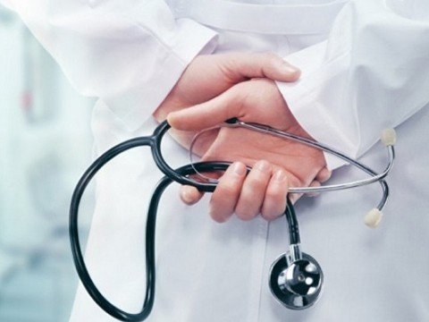 Saxta əlillik pensiyası düzəldən baş həkimə cinayət işi açıldı