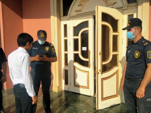 3200 nəfər toya buraxılmadı, biri həbs olundu