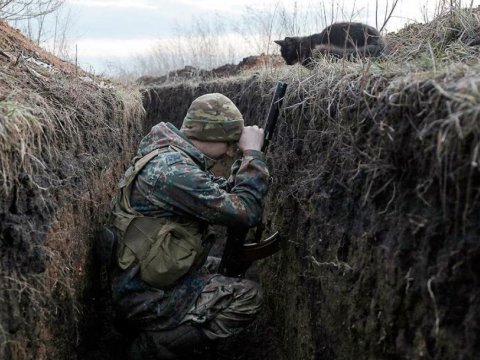  Donbasda gərginlik: 1 ölü, 1 yaralı